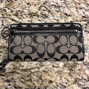 Coach Black and grey/tan wristlet wallet
